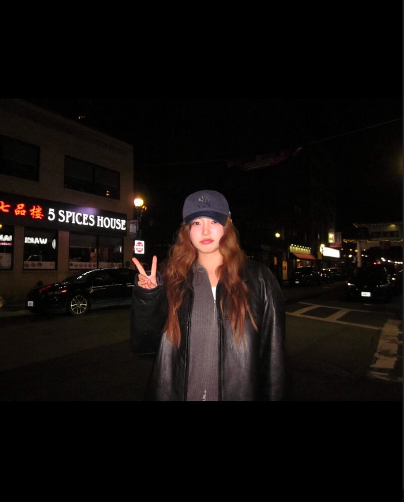 241224 - YOONCHAE Instagram Update with LARA, MEGAN n SOPHIA documents 4