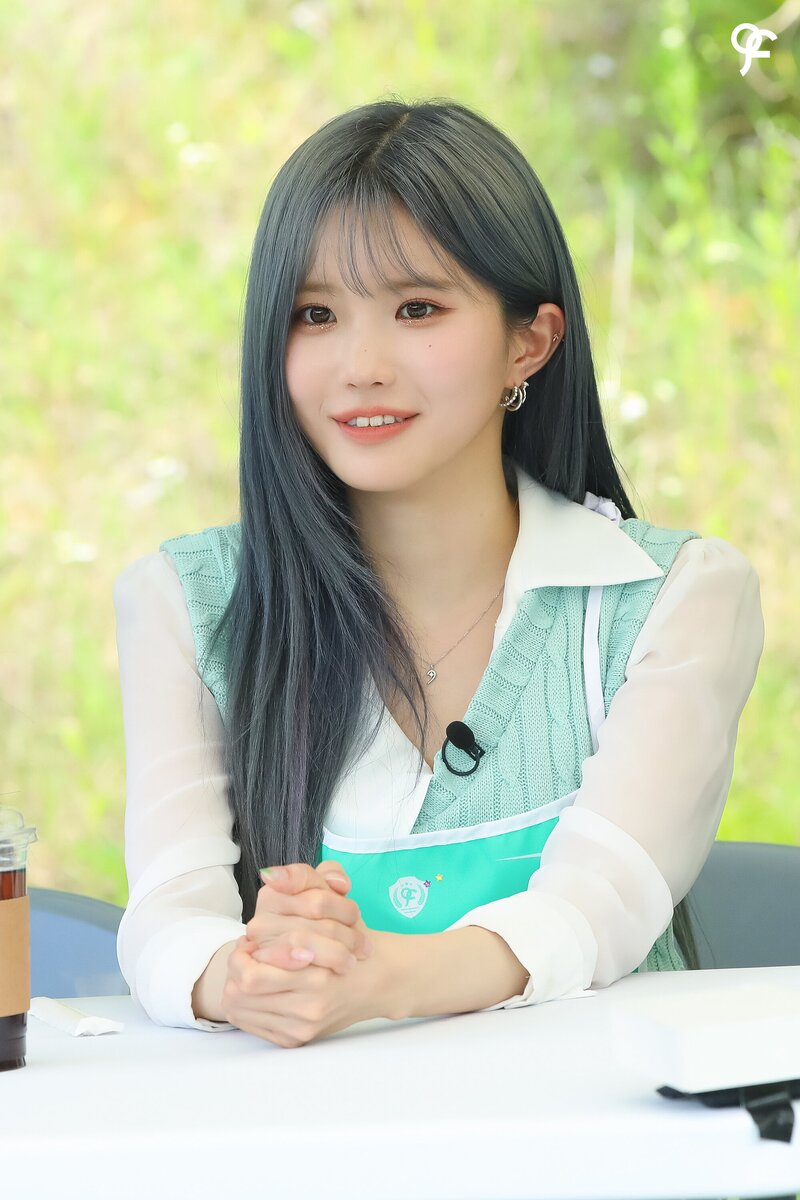 220731 fromis_9 Weverse - '15 Nights on Business Trip' documents 2