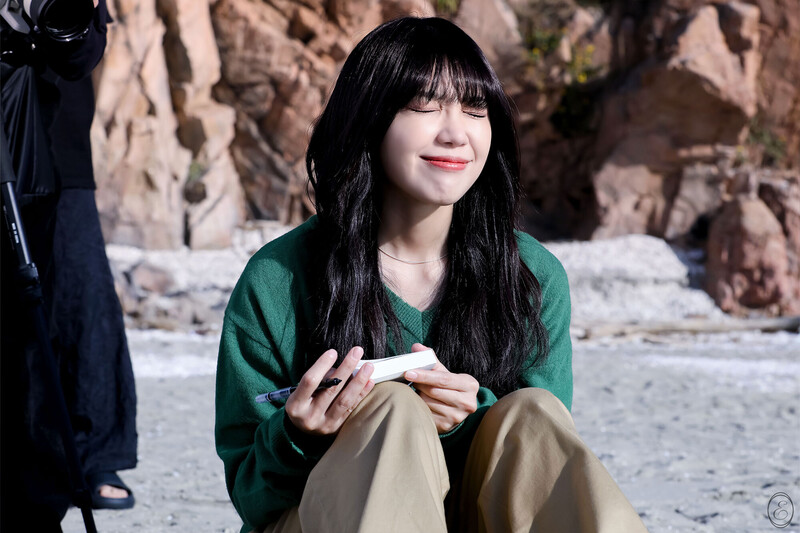 221123 IST Naver post- Apink EUNJI  behind the scenes of 'Journey for Myself' MV documents 7