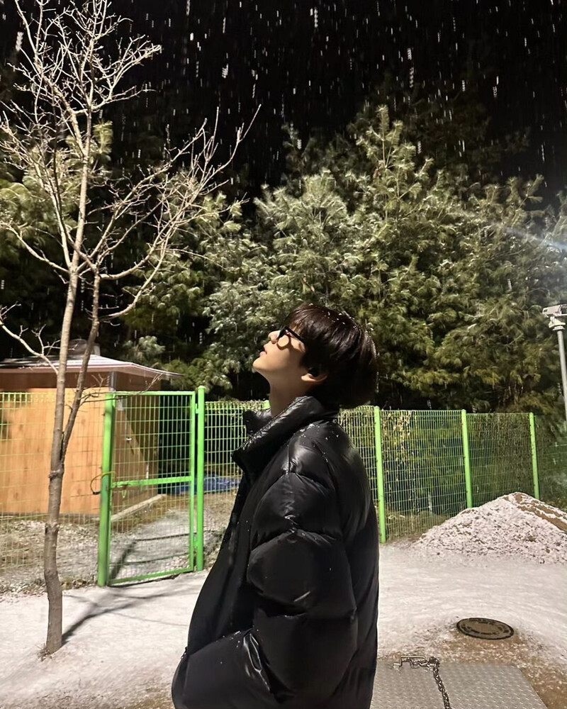 240205 TXT Soobin Instagram Update documents 8