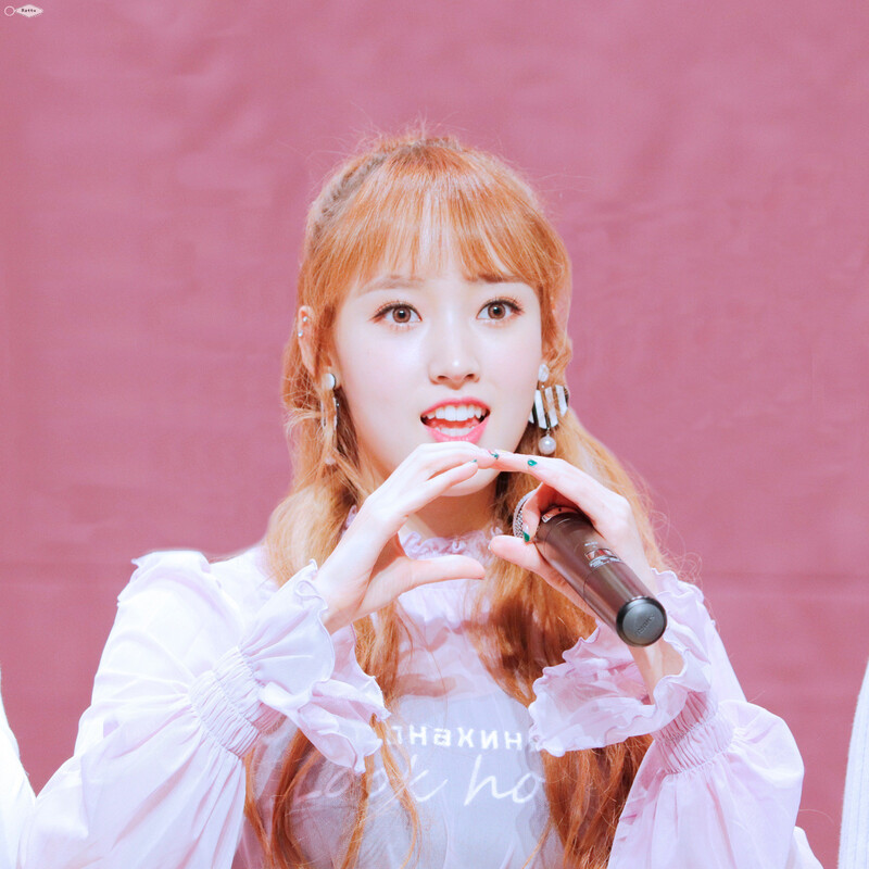 181201 Weki Meki Sei at 'KISS, KICKS' Incheon & Guro Fansigns documents 1