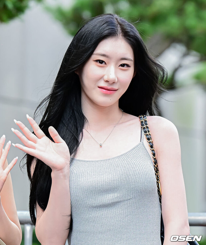 230825 ITZY Chaeryeong - Music Bank Recording documents 4