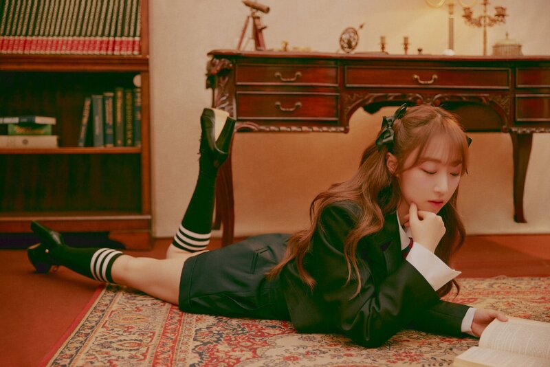WJSN for Universe 'Replay Wjsn - Save Me, Save You' Photoshoot 2022 documents 7