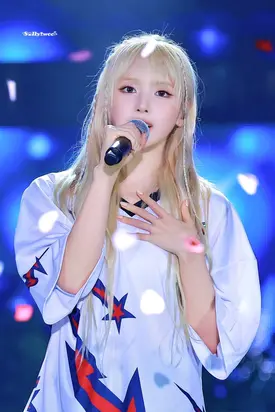 240910 NMIXX Jiwoo - KBS Open Concert