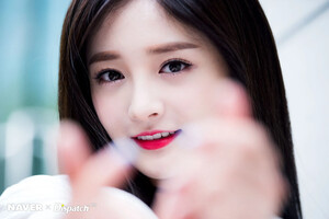 170425 Pristin Kyulkyung | Naver x Dispatch