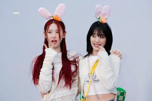 240310 (G)I-DLE Miyeon & Minnie - KTown4U Fansign
