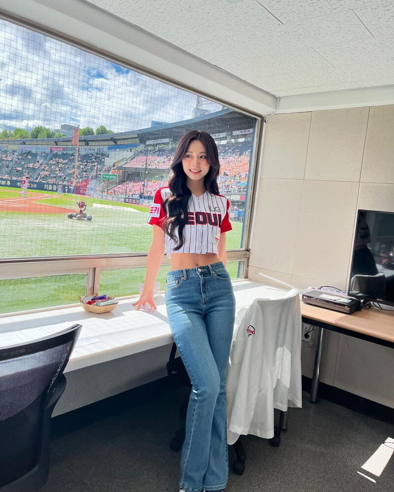 240923 - TZUYU Instagram Update documents 6