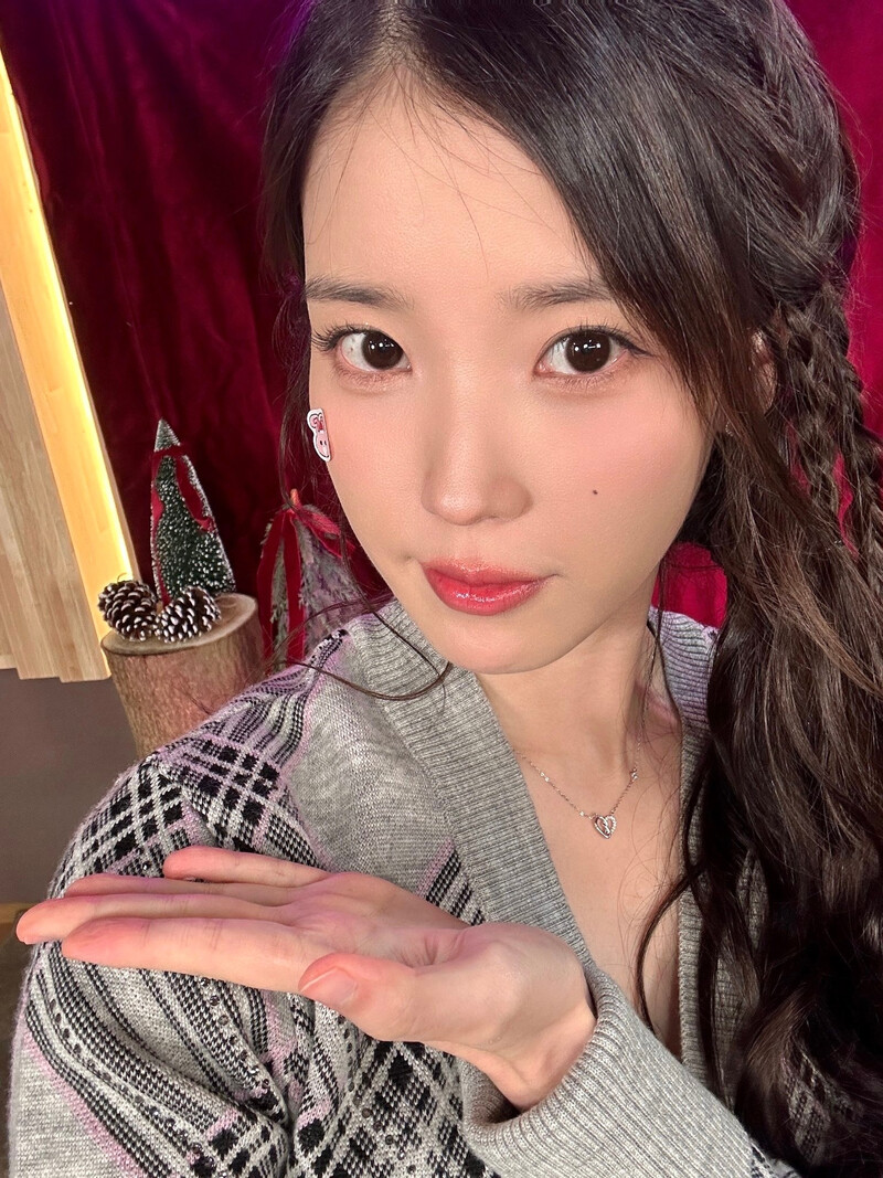 241225 IU Twitter Update documents 2