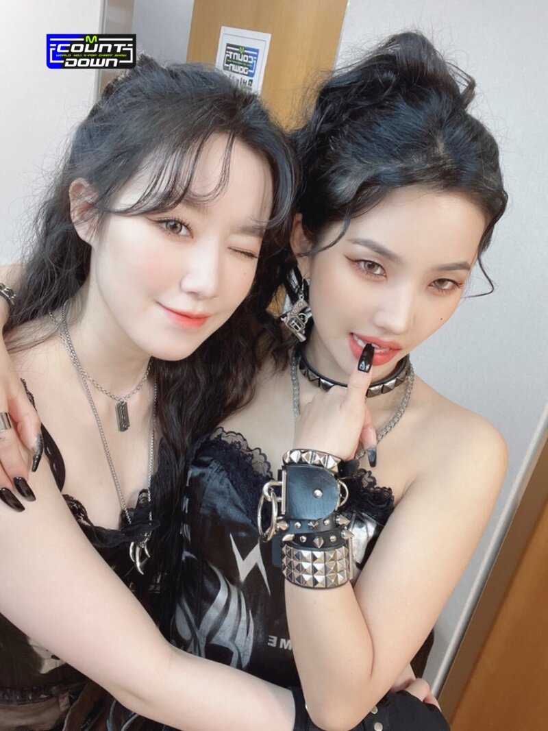 220324 (G)I-DLE SNS Update at M Countdown documents 4