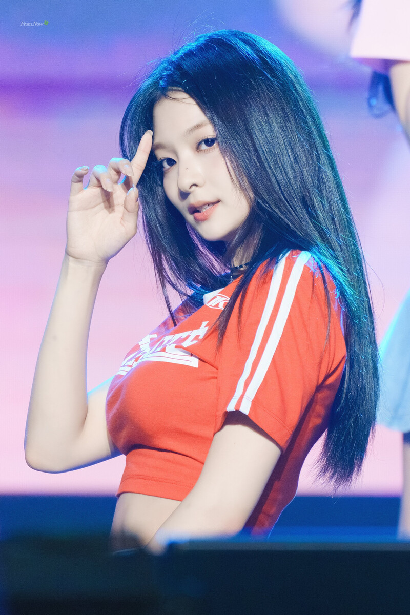 240518 fromis_9 Nagyung - Spring Breeze Campus Festival documents 4