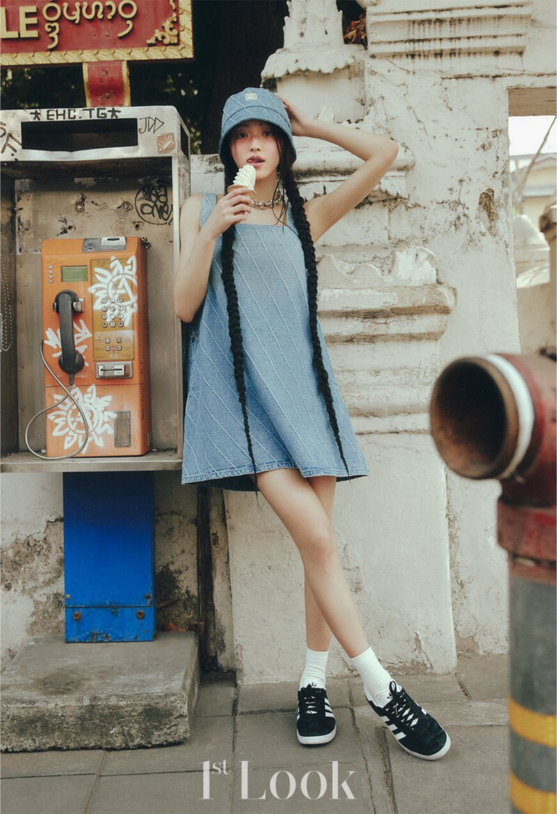 OH MY GIRL Yooa for 1stLook Magazine Vol. 254 documents 2