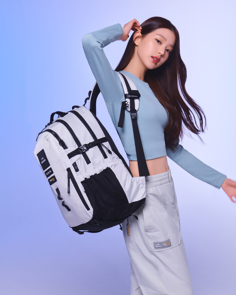 IVE Wonyoung for Eider 2023 SS Backpack Collection documents 1