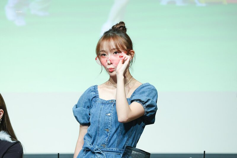 220725 Kep1er Youngeun  - Apple Music Fansign documents 10