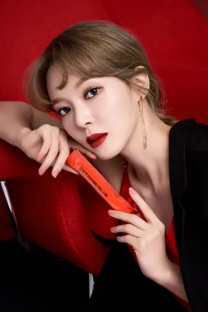 ChoA for 'Glow' Glow Sticks