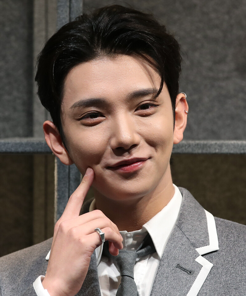 240926 SEVENTEEN Joshua - THOM BROWNE Flagship Store Event documents 5