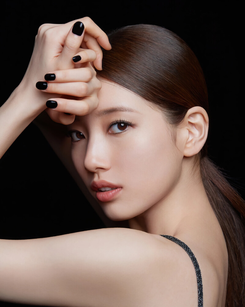 Bae Suzy for Marie Claire Korea Magazine March 2021 x Lancome documents 5