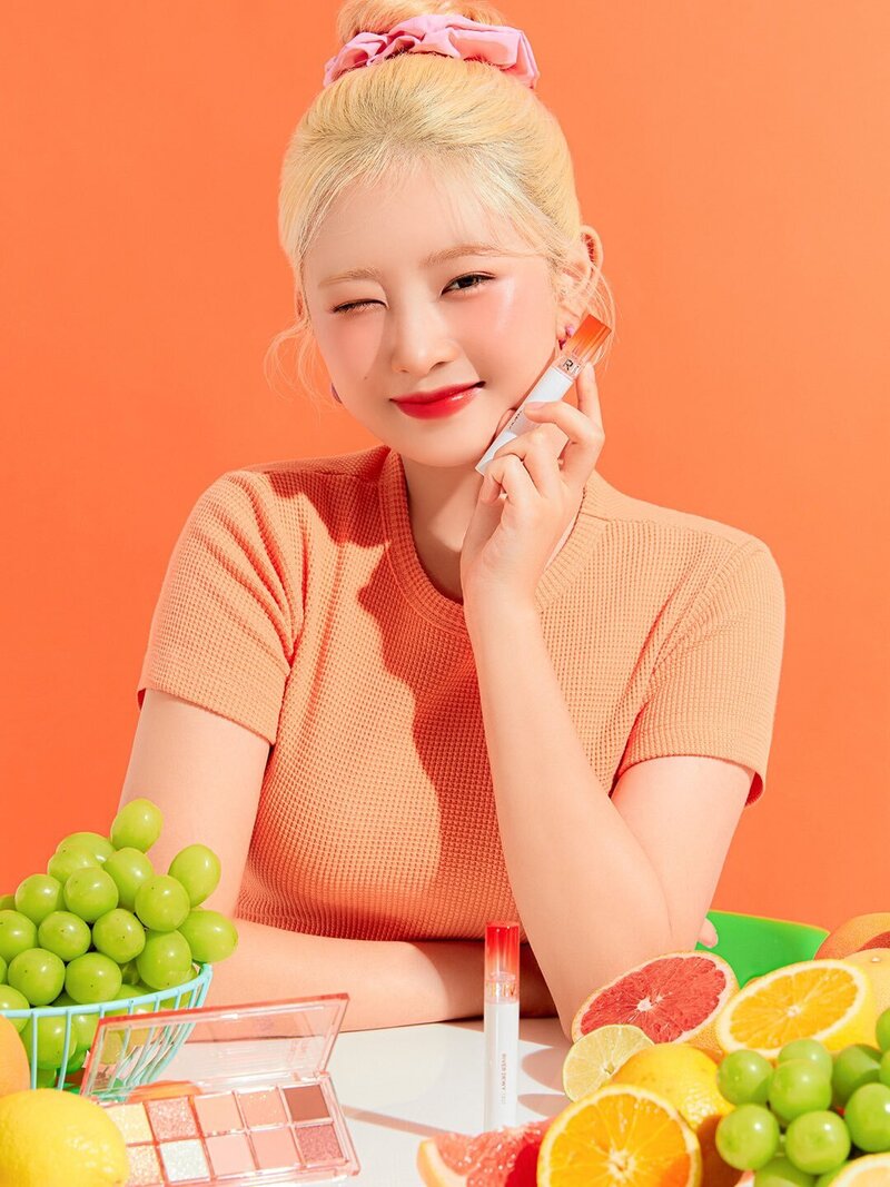 IVE Rei for Peach C  'Fruit Market Collection' 2023 documents 1