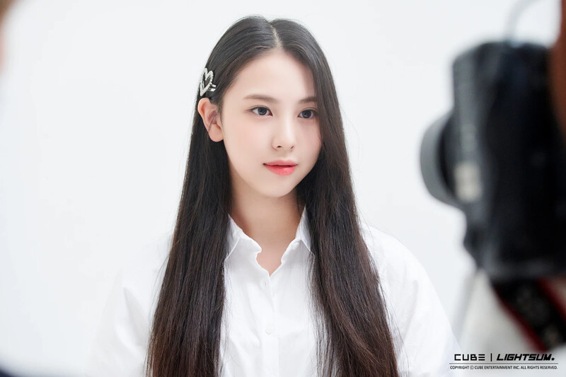 210514 Cube Naver Post - LIGHTSUM's Debut Profile Shoot Behind documents 16