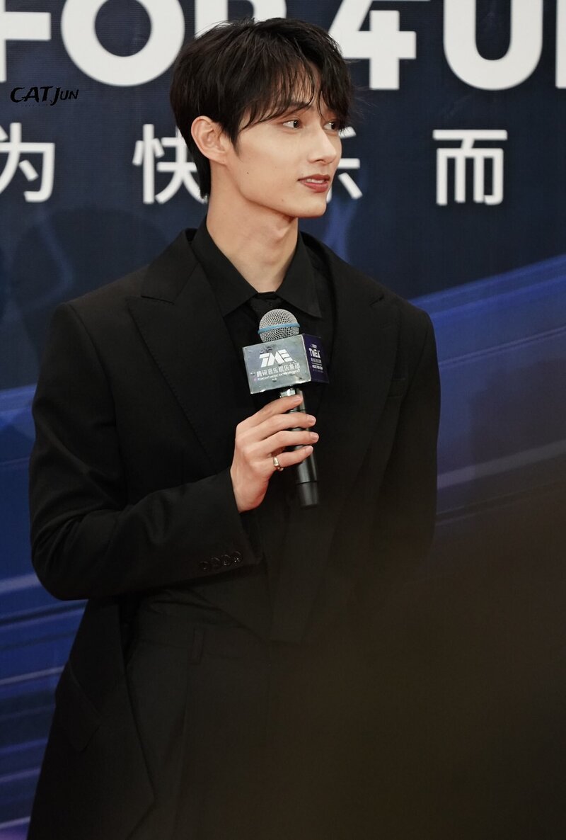 23230708 JUN #준 at the Tencent Music Entertainment Awards 2023 Red Carpet documents 4