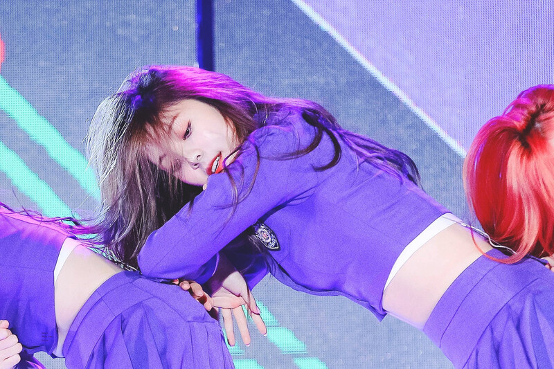 180421 Weki Meki Lucy at Changwon Open Concert documents 1