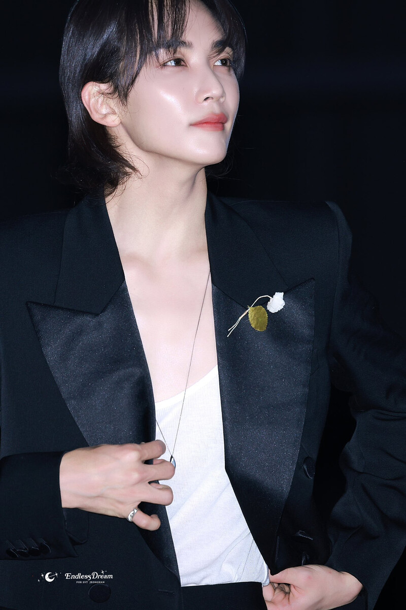 230613 SEVENTEEN Jeonghan at YSL MEN’S SUMMER 24 SHOW documents 4