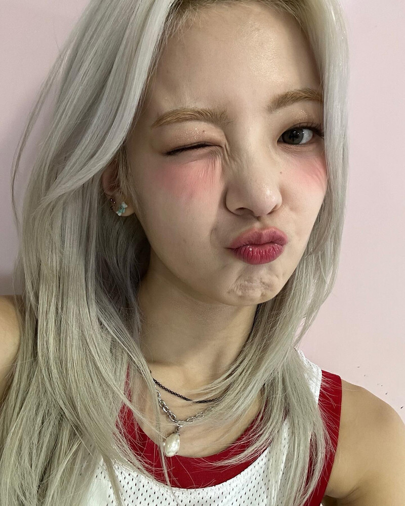 230807 - ITZY LIA Instagram Update documents 1