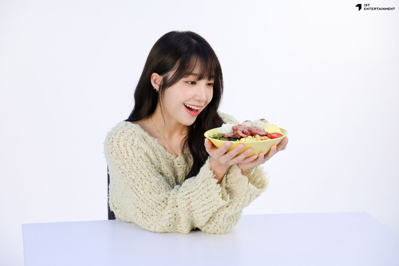 240110 IST Naver post - EUNJI behind the scenes of 'She's Bagel' commercial shoot documents 16