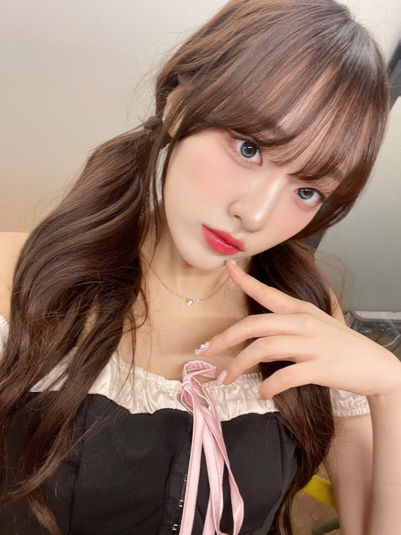 240809-CIGNATURE Twitter update Chloe documents 1