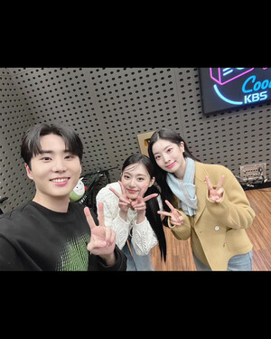 240228 - Day6 Kiss the Radio Instagram Update with DAHYUN n TZUYU