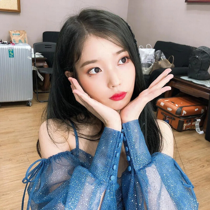 191201 IU Instagram update | kpopping