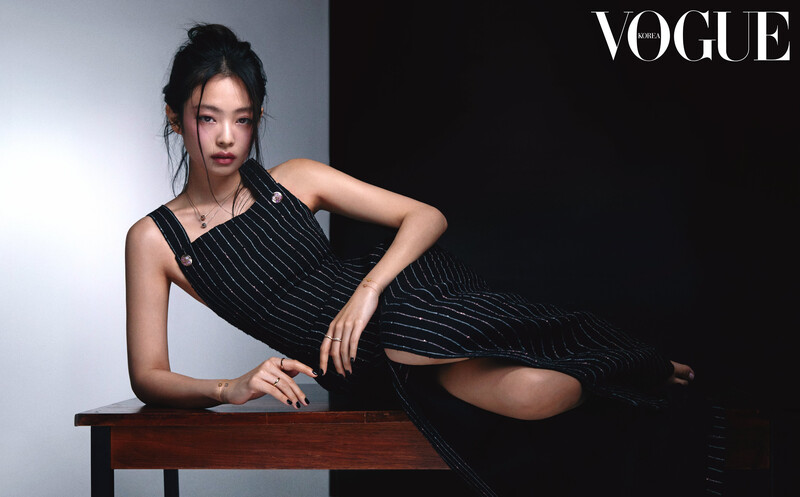 BLACKPINK Jennie for Chanel x Vogue Korea February 2023 Issue documents 2