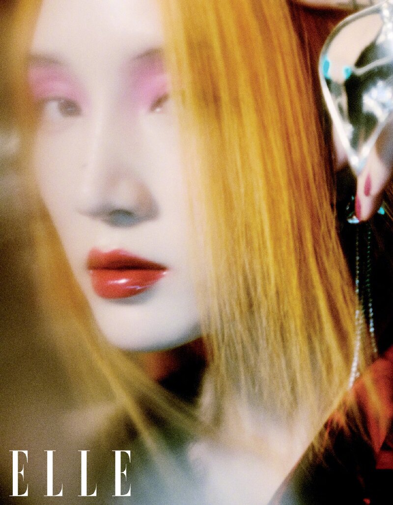 Meng Jia for ELLE China Magazine Monthly Beauty Blockbuster documents 5