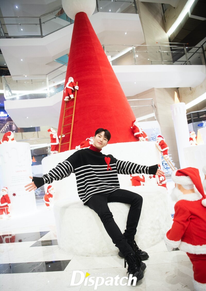 211225 Seventeen Hoshi - Christmas Photoshoot by Dispatch documents 10