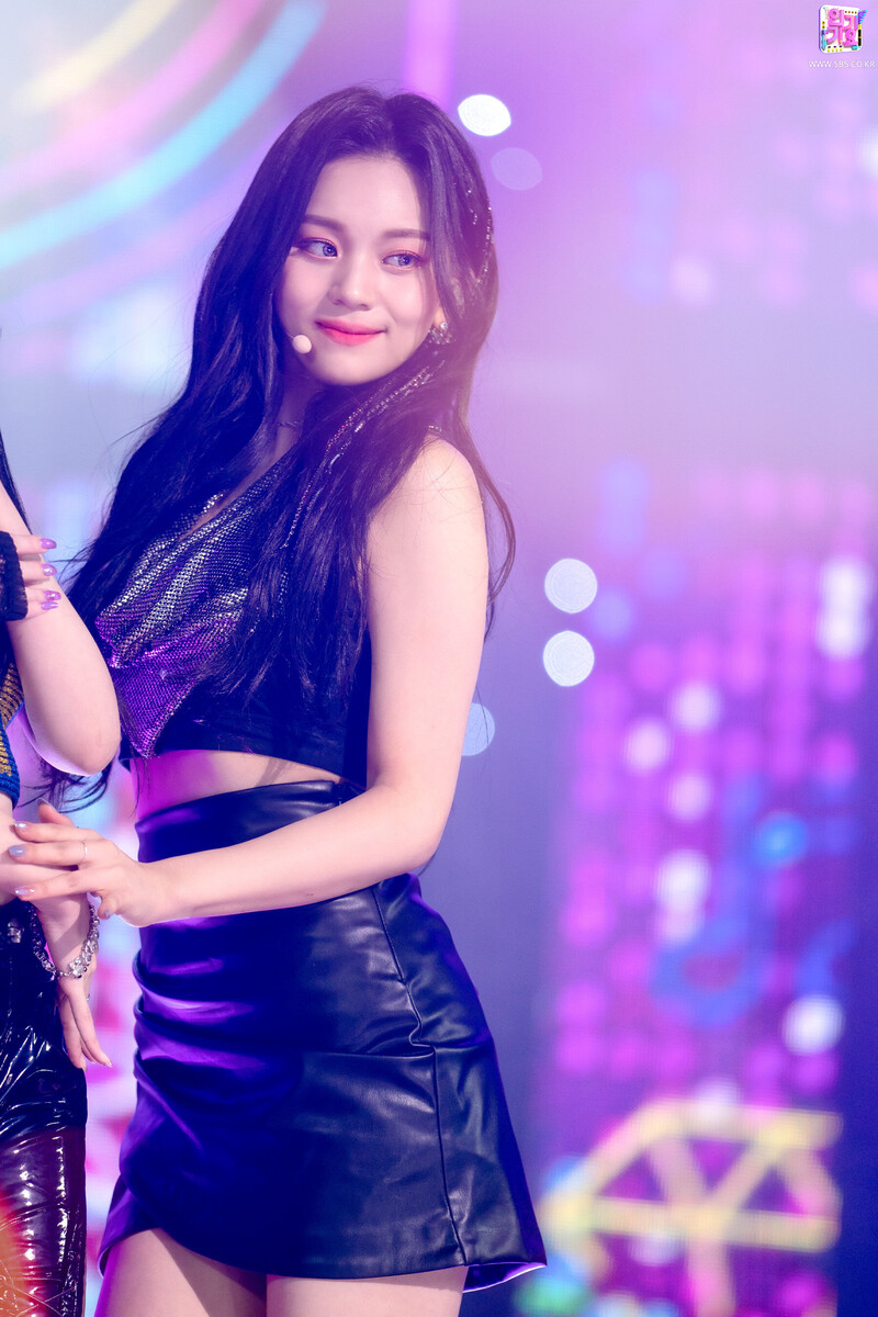 220227 VIVIZ Umji - 'BOP BOP!' at Inkigayo documents 6