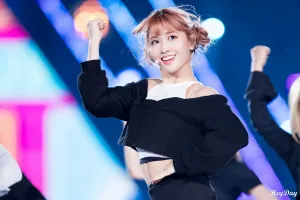 161127 TWICE Momo