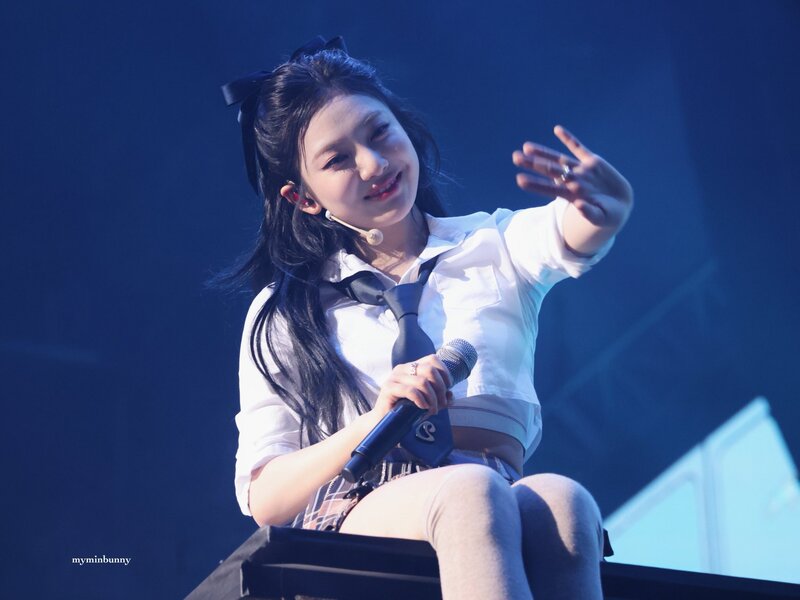230226 aespa Ningning - 1st Concert 'SYNK : HYPER LINE' at Seoul Day 2 documents 3