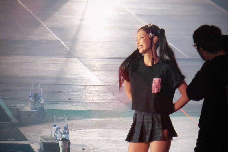 221120 BLACKPINK Jennie - 'BORN PINK' Concert in Los Angeles Day 2 documents 2