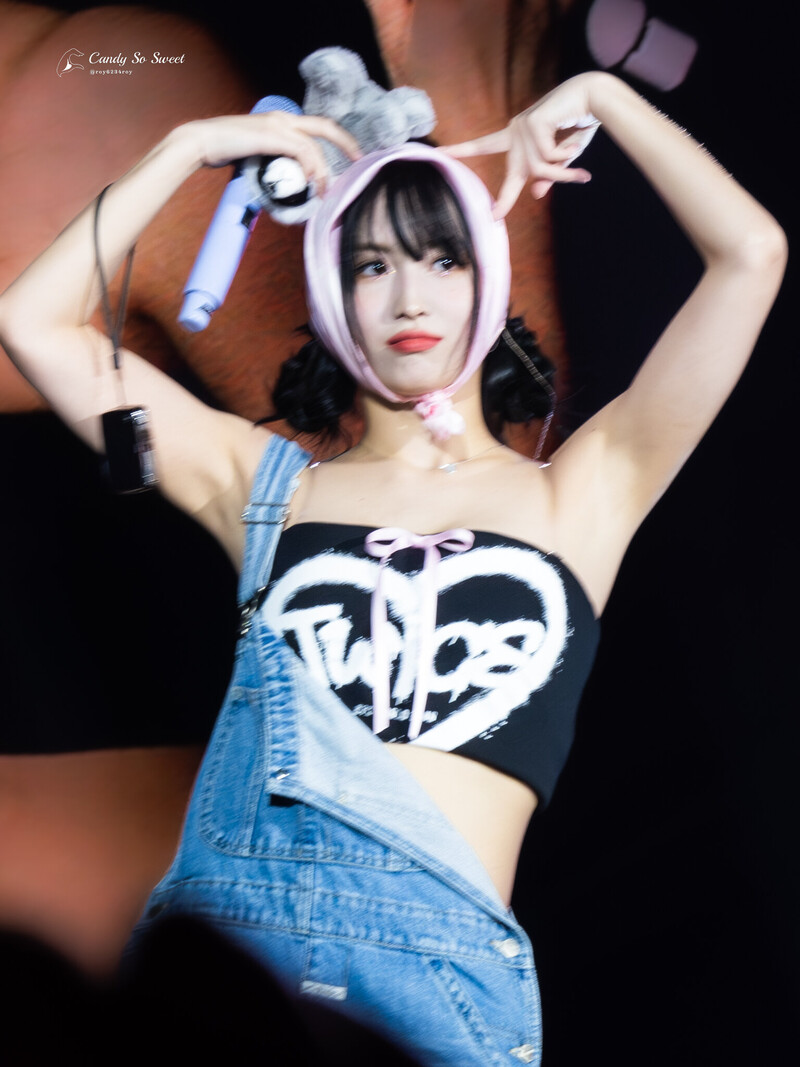 230706 TWICE Momo - ‘READY TO BE’ World Tour in New York documents 3