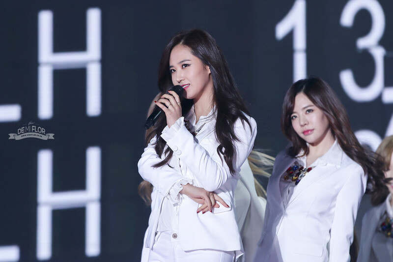 141025 Girls' Generation Yuri at Korean Music Wave in Beijing documents 2