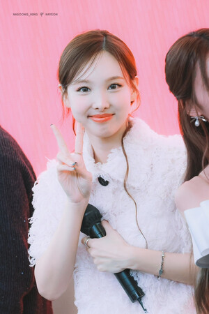 241215 TWICE Nayeon - Blue Dream Media Fansign