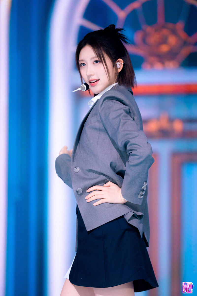 230430 IVE Gaeul - ‘I AM’ at Inkigayo documents 1