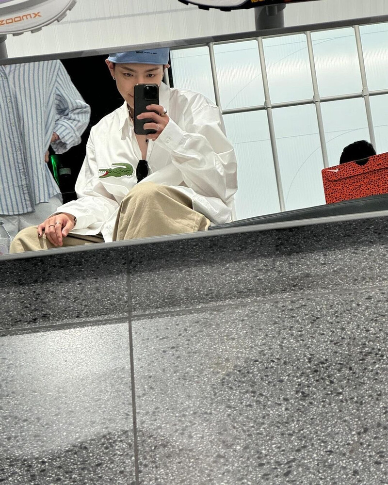 240728 HONGJOONG Instagram Update documents 9