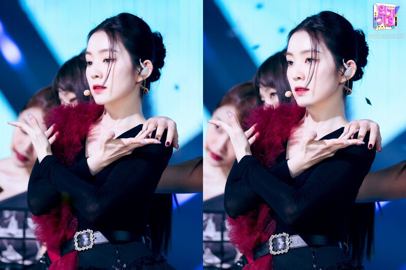 210829 Red Velvet - Queendom at Inkigayo documents 24