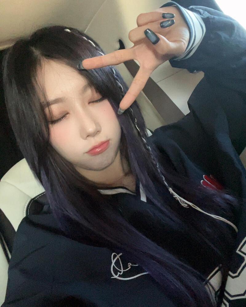 221021 Dreamcatcher Handong Instagram Update documents 6