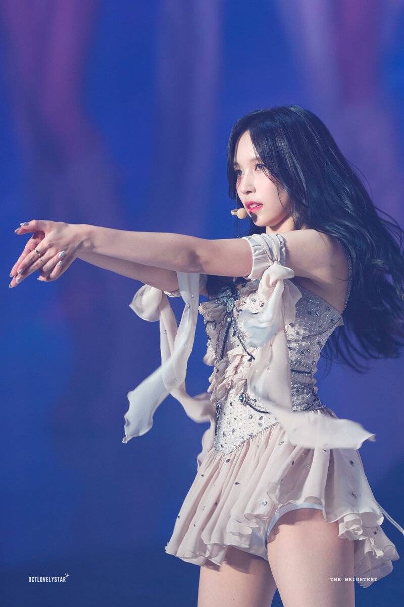 230415 TWICE Mina - ‘READY TO BE’ World Tour in Seoul Day 1 documents 2