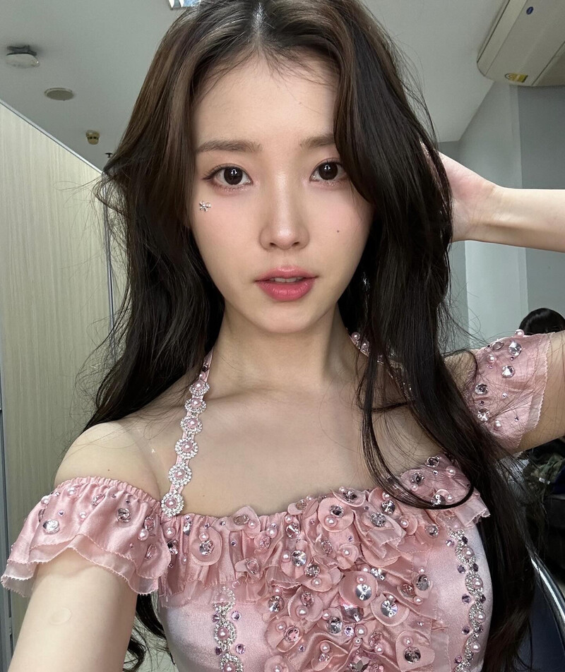 240705 IU Instagram Update documents 2