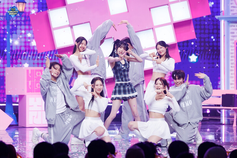 241003 YENA - 'Sugar' + 'NEMONEMO' at M Countdown documents 18