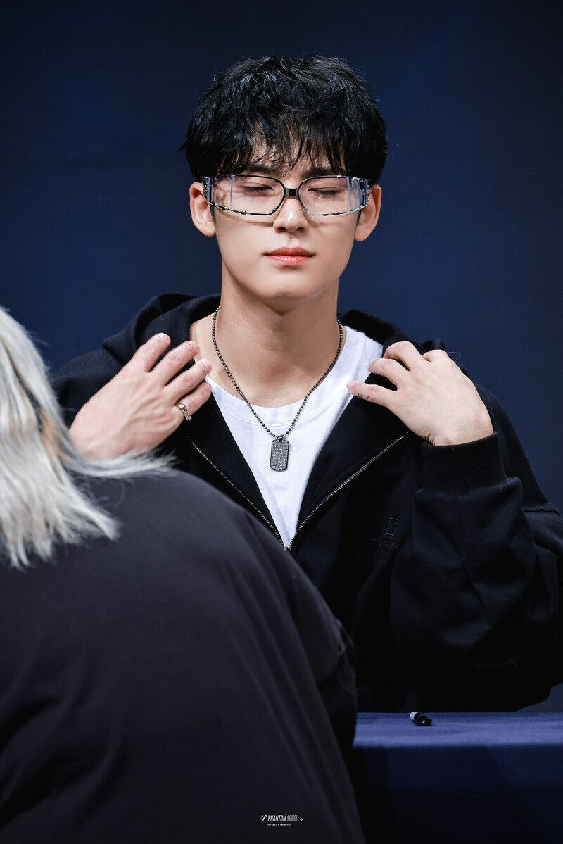 241016 SEVENTEEN Mingyu - Fansign Event documents 2