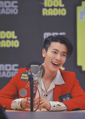 190419 Super Junior D&E Donghae at Idol Radio