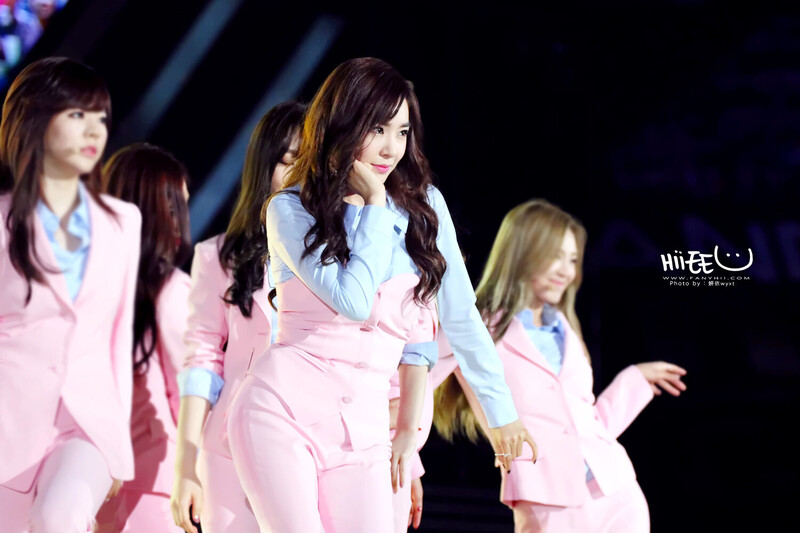 140607 Girls' Generation Tiffany at Dream Concert documents 3